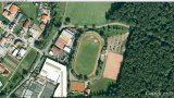 Sportplatz und Gewerbegebiet 2006