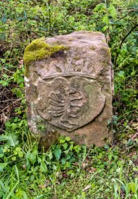 Grenzstein: Seite Buchheim