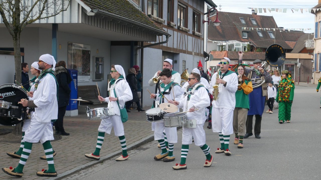 Weiter zu Schmudzige