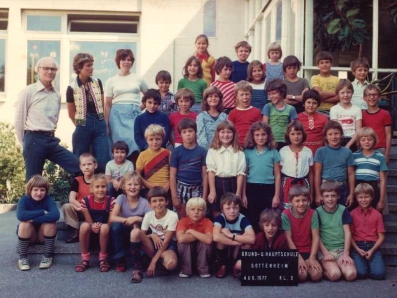 1975