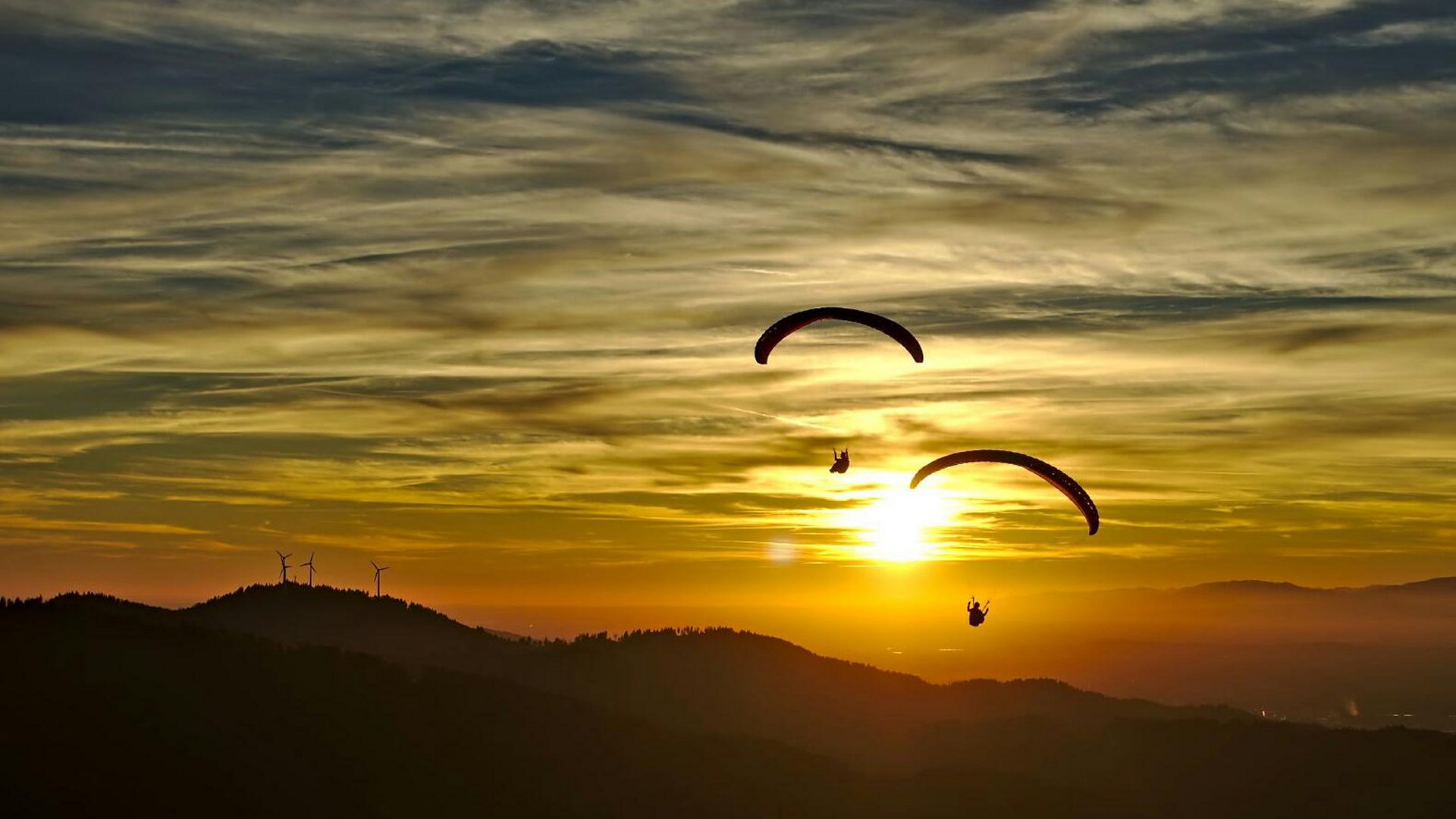 Gleiten bis zum Sonnenuntergang Gleiten bis zum Sonnenuntergang